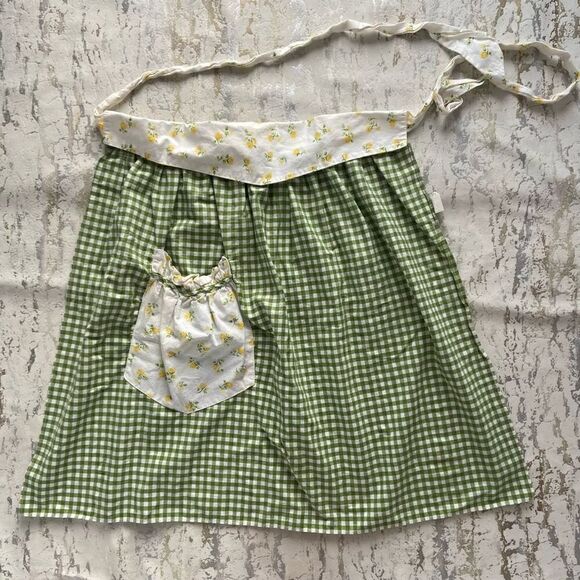 American Hostess Vintage Gingham Check Apron - Picture 12 of 12